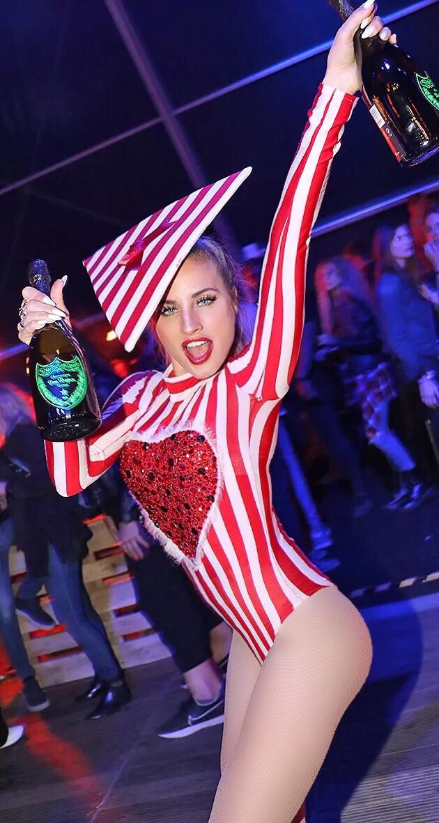 Cinzia – Showtanz, Gogo, Animation, Bodypainting, Model für Musikvideodreh | Foto 6